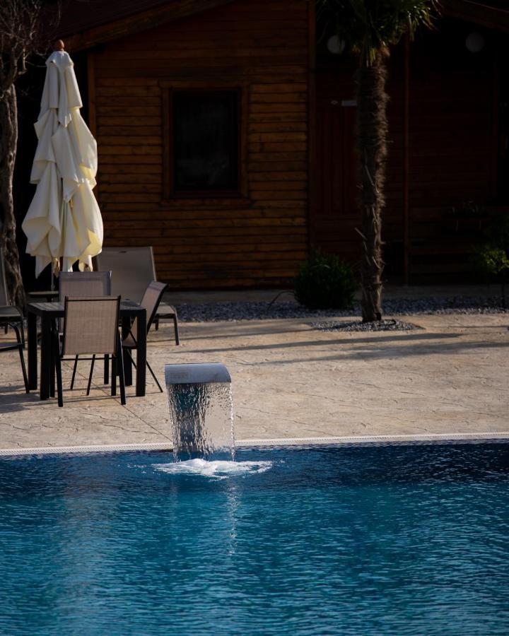 Hotel Sunny Garden Ulcinj Exterior foto